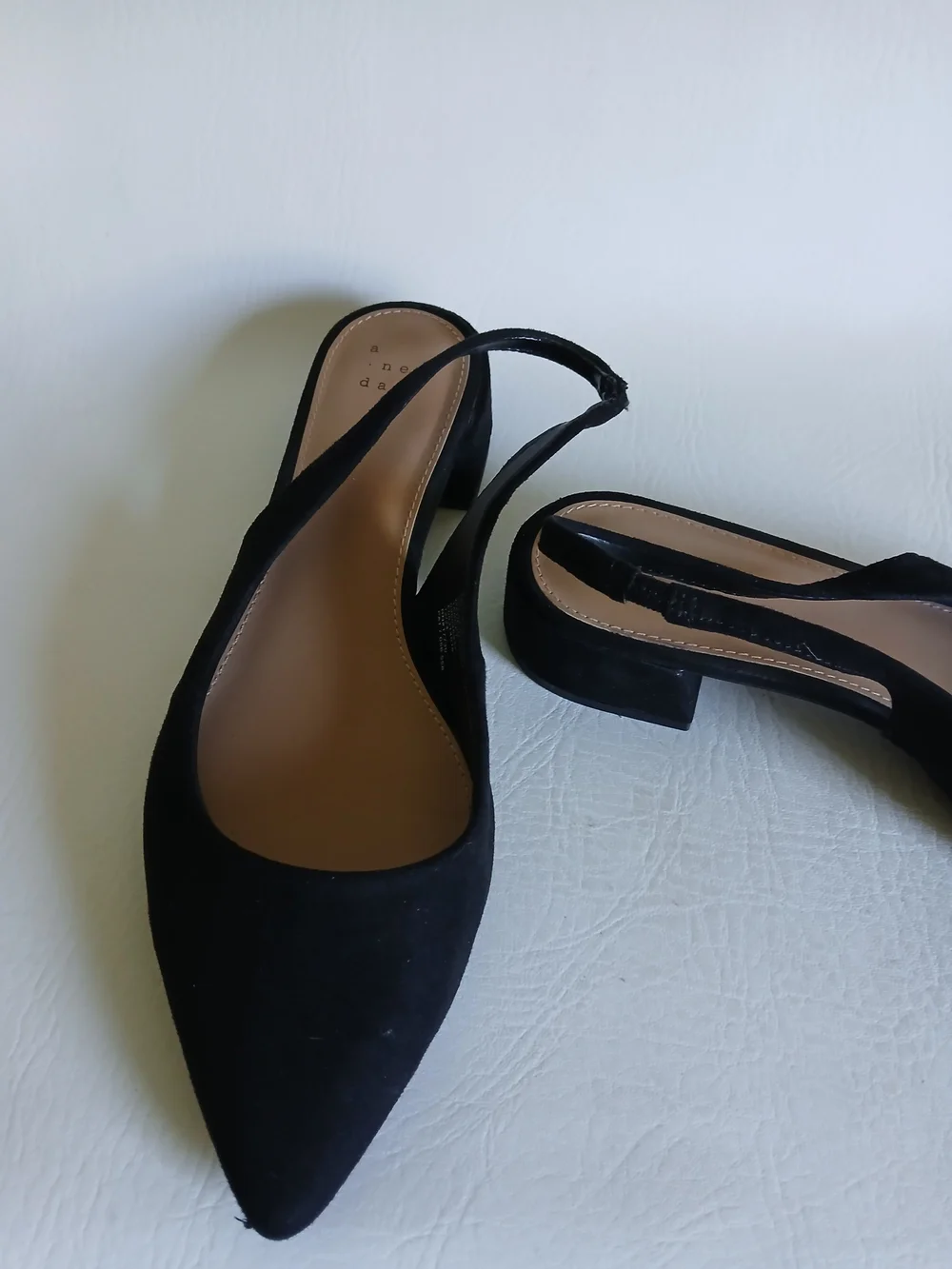 a new day Black Pointed Toe Faux Suede Slingback Flats Sz8.5M